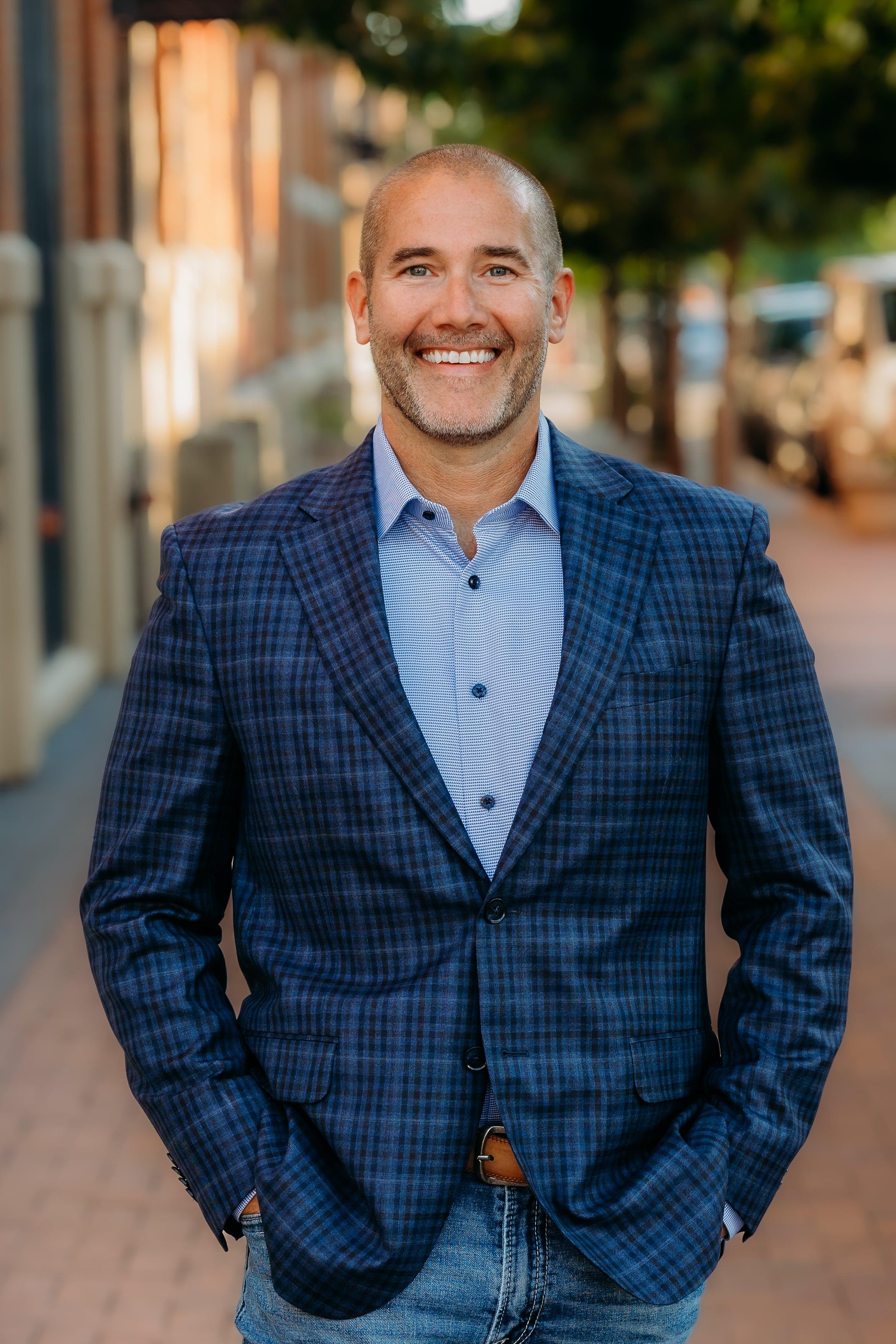 Saul Bailey headshot