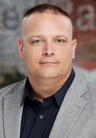 Andy Sterling headshot