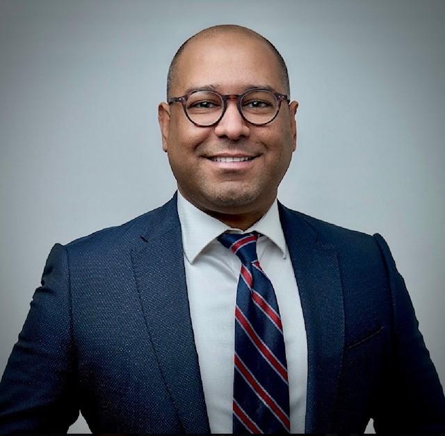 Adrian Martinez headshot