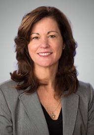 Betsy Hauser headshot