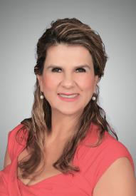 Shannon Martinez headshot