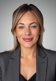 Mollie Guess headshot