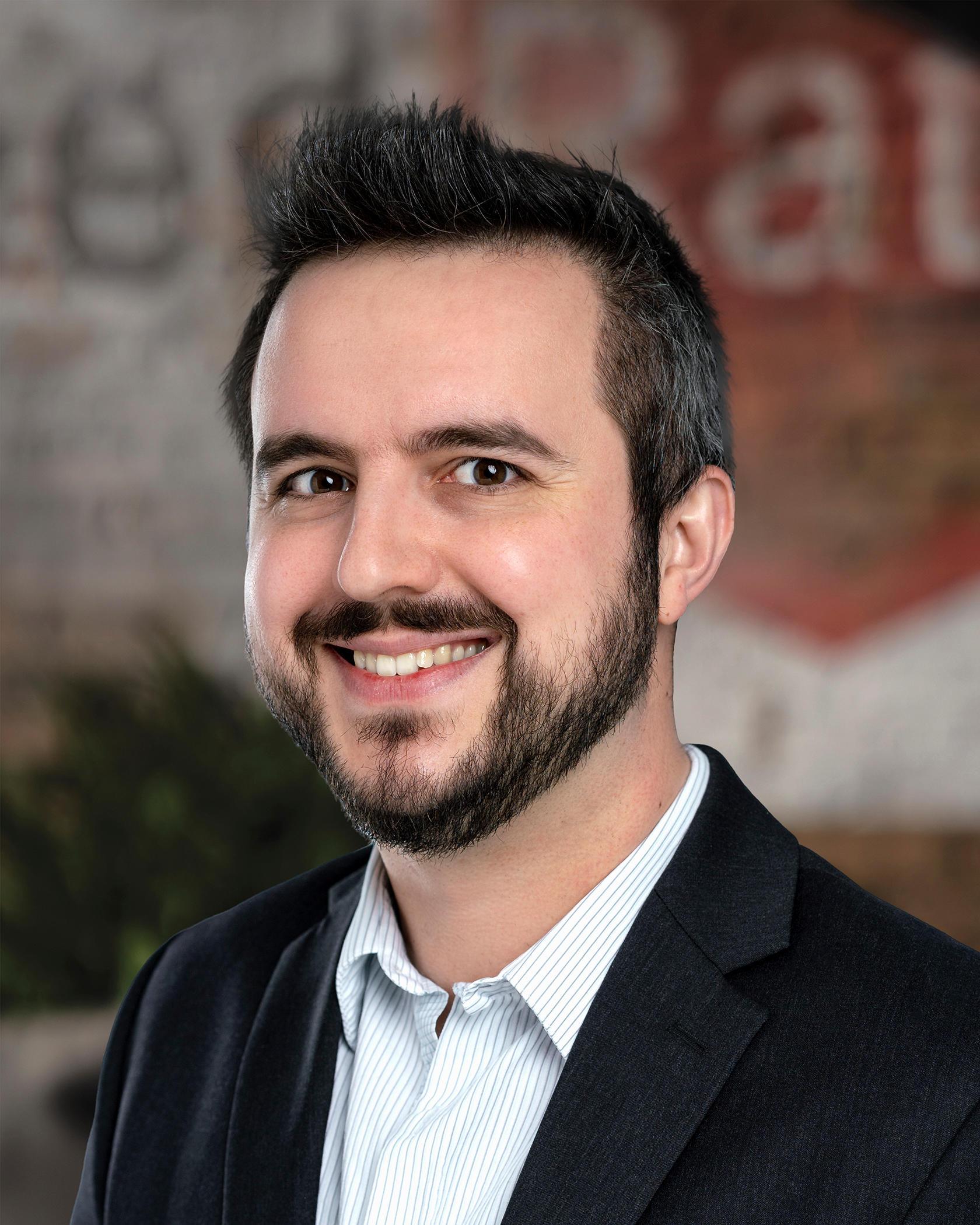 Thomas Krakau headshot