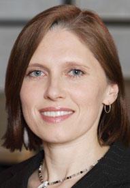 Svetlana Dybal headshot