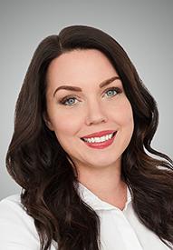 Vanessa (Frisch) Kniess headshot