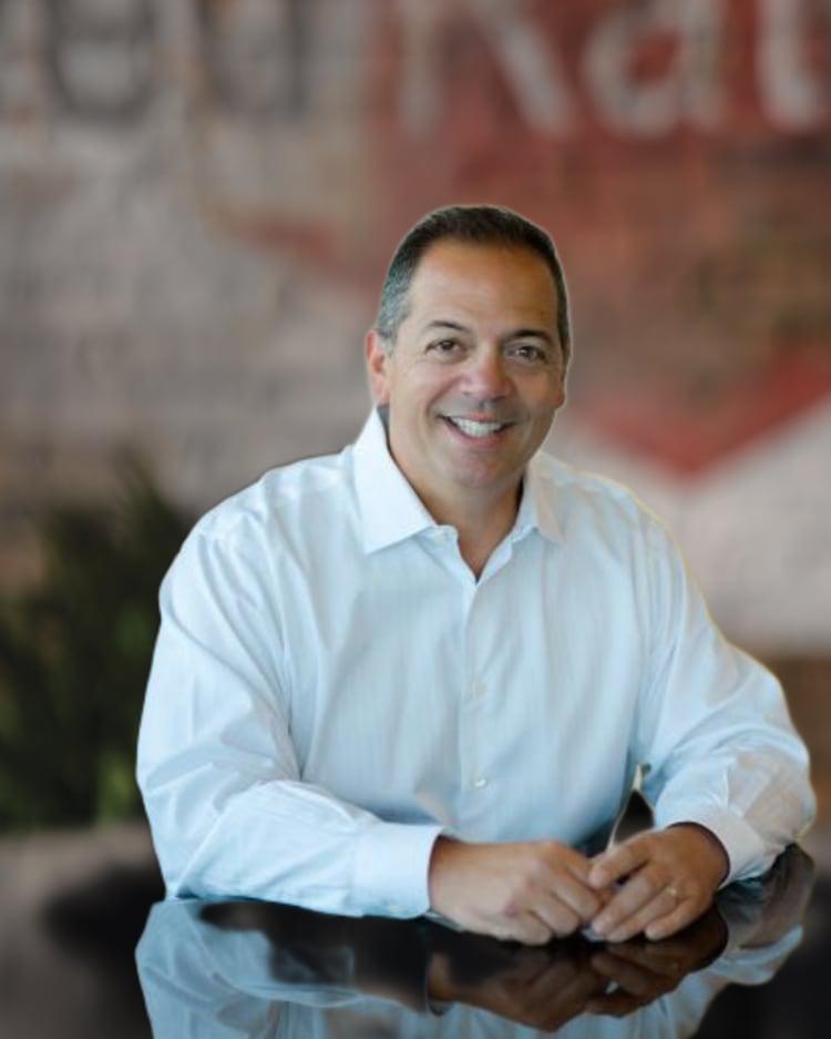 Jason Sculos headshot