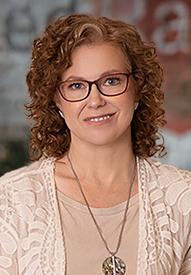 Kimberly Lang headshot