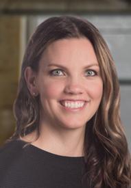 Stephanie Thibault headshot