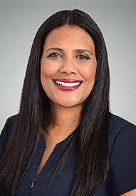 Alexandra Nelson headshot