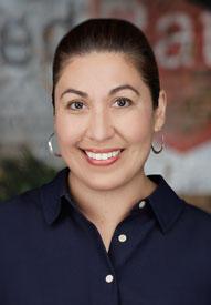 Andrea Lopez Bartoszewicz headshot