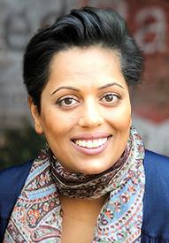 Simi Van Scoy headshot